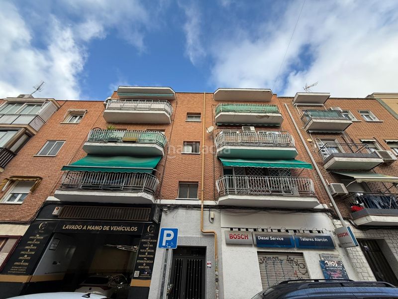 Foto b596c247-d0b4-4c6b-b369-659966673821. Apartament a Opañel Madrid