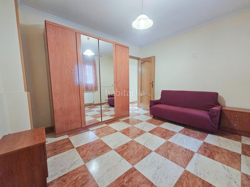 Foto 007f0232-e6f8-42cd-a858-4d77908bf3d7. Planta baixa a Villaverde Alto Madrid
