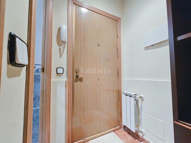 Foto b4e04799-17ad-4ba9-9541-3f16f9d3ed0a. Planta baixa a Villaverde Alto Madrid