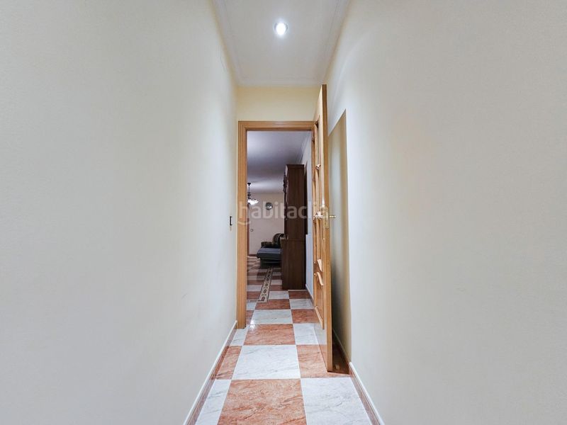 Foto ebf6e80d-6675-437d-a5aa-177d03ac266d. Planta baixa a Villaverde Alto Madrid