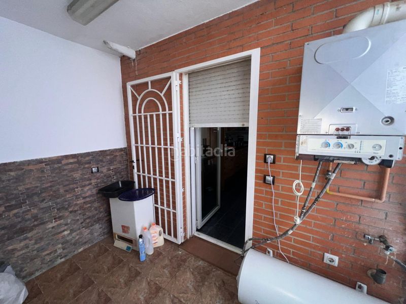 Foto 351a908b-59cd-4705-af29-3d165e601d40. Casa adossada a Fuentebella-San Fermín-El Leguario Parla