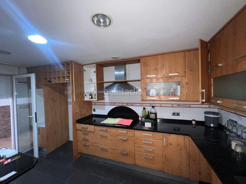 Foto 4e8af88f-89cc-4e1c-84f3-5c9bafbd073e. Casa adossada a Fuentebella-San Fermín-El Leguario Parla