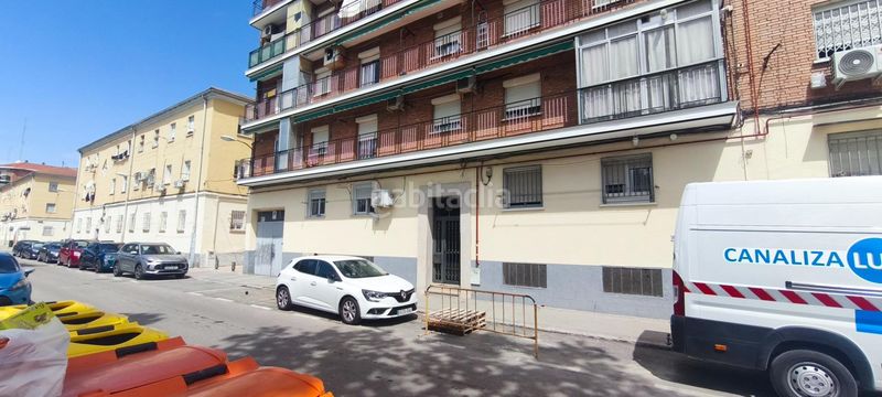 Foto d1cf8cdc-7362-4481-b31b-d2b7f4ccc3ed. Apartament a Los Rosales Madrid