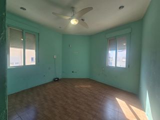 Etagenwohnung  Calle dolores barranco. Piso de 3 dormitorios en usera madrid  excelente oportunidad de