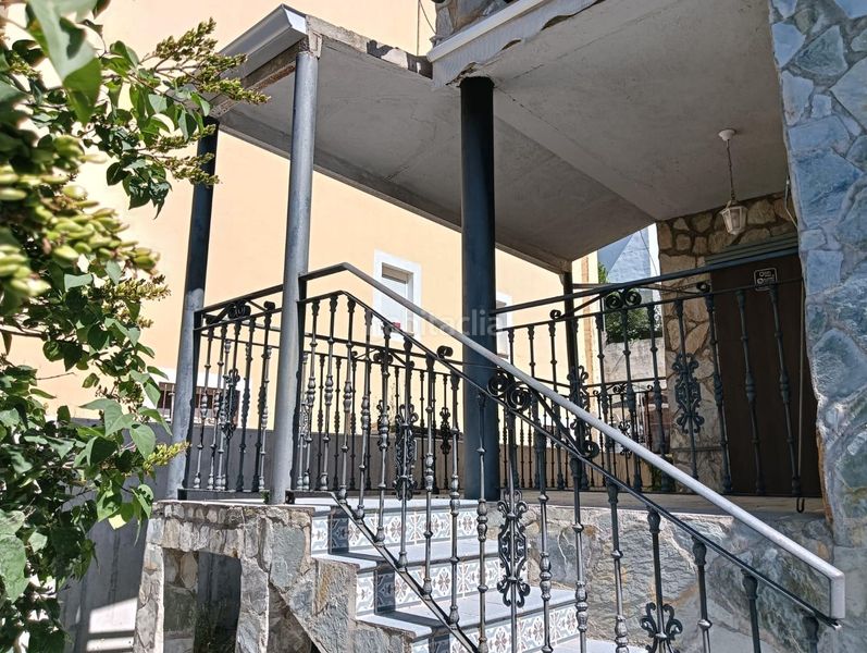 Foto 2186236e-c6af-463f-b2a9-30ae8c55a35d. Casa amb aparcament a Loeches