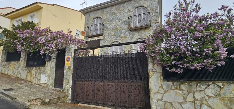 Foto 2a8b914d-8995-4837-bd63-19c3d61b23a3. Casa amb aparcament a Loeches