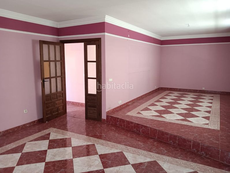 Foto 6085ca1c-58d5-4f43-9878-a678e967b70b. Casa amb aparcament a Loeches