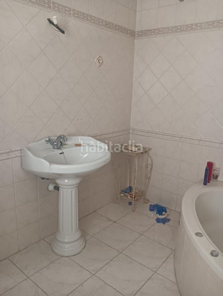 Foto 6b01b1df-db65-4ac3-ae18-326e6645f215. Casa amb aparcament a Loeches