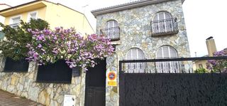 Casa a Loeches. Casa en venta en la localidad de loeches