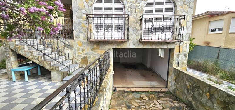 Foto e2184883-addd-443d-a9eb-0ba5430b4282. Casa amb aparcament a Loeches
