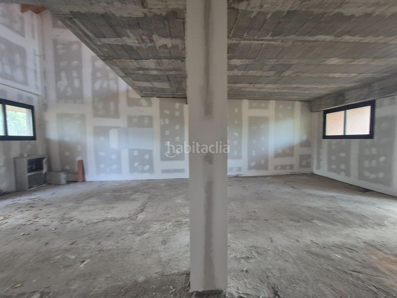 Foto 04f7fa84-612b-4914-9e78-12032692a229. Local comercial a Escalona