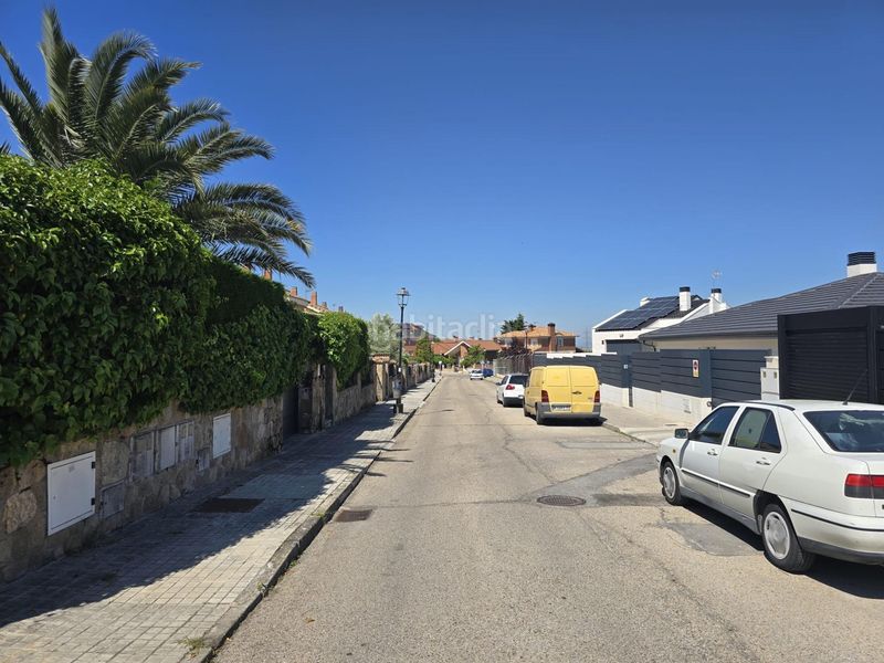 Foto 53b00ff8-0e1d-4b31-b7ad-57c6b68c1af7. Xalet a Moraleja de Enmedio