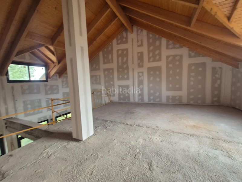 Foto d67a8b61-03a1-41e7-8bf4-c32451348dbd. Local comercial a Escalona