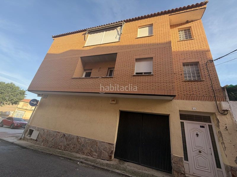 Foto 15a3a352-2bce-4540-8033-d6264da69e14. Casa adossada a Mocejón