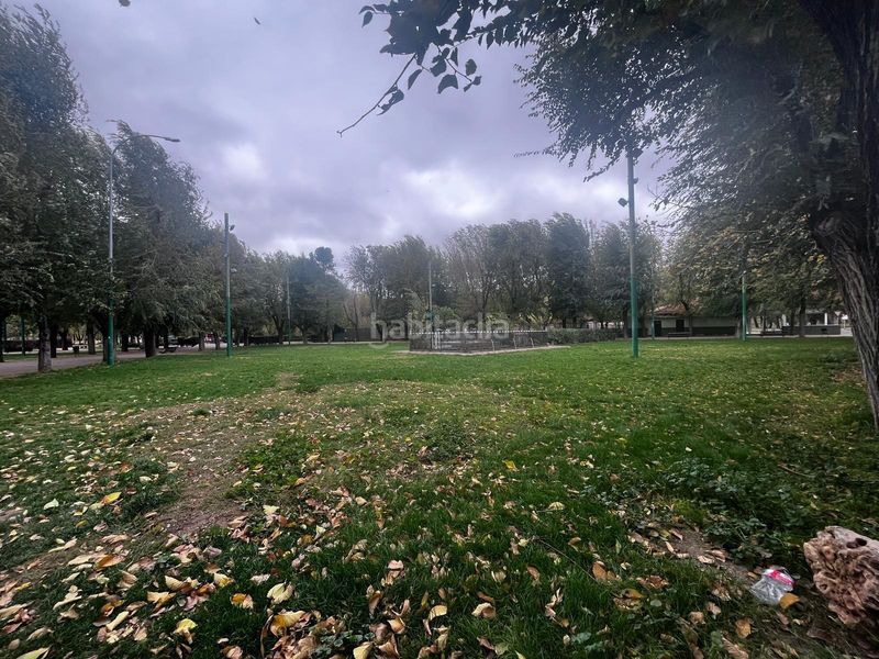 Foto b82cabe0-2667-4d1a-a3c6-498592c35aaf. Casa amb aparcament a Yuncos