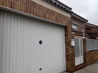 House in Yuncos. Excelente oportunidad para inversores