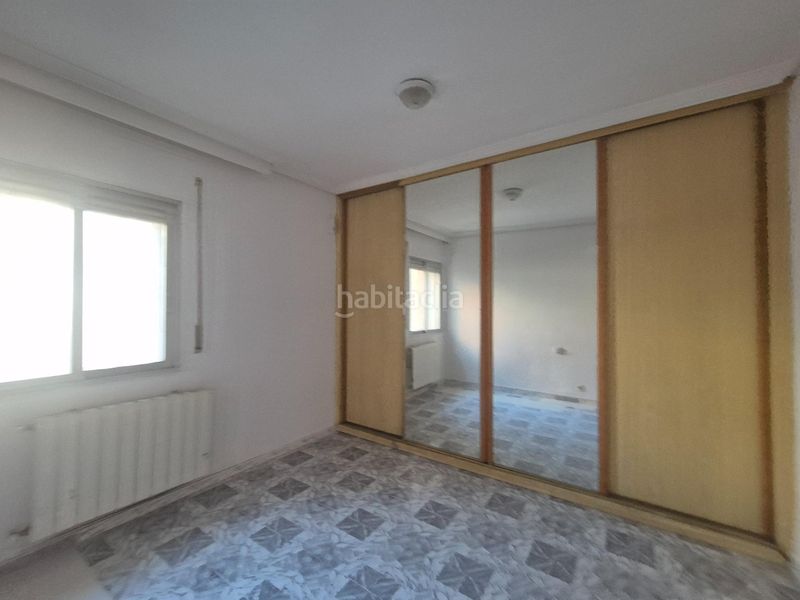 Foto e575e920-fbeb-4520-bc00-c9e1efdc5ea7. Pis a Palomeras Sureste Madrid