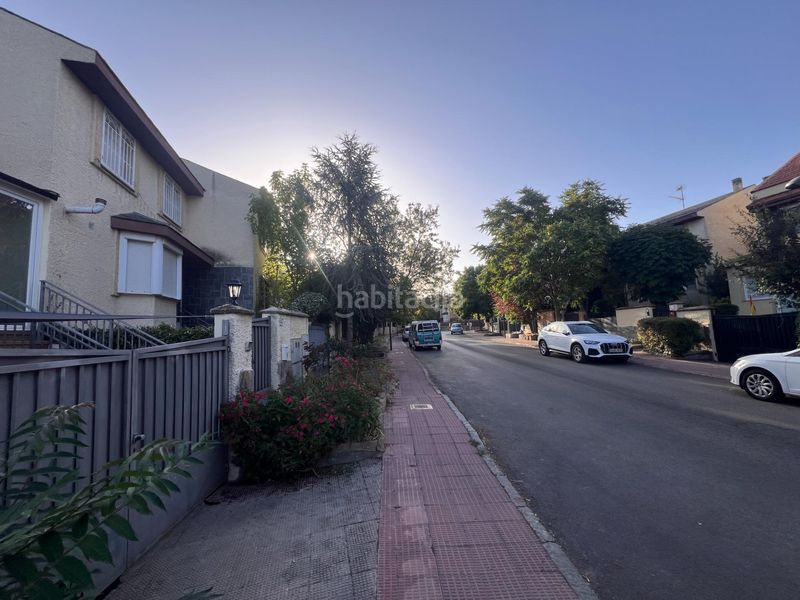 Foto d16b9b17-ba0d-48cb-8ddf-530b38ef8a8a. Casa amb aparcament a Alpedrete