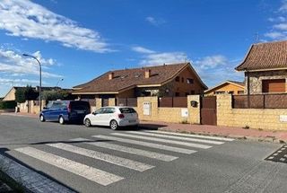 Casa adossada  Valle de la orotava. Amplio piso en guadarrama  oportunidad única