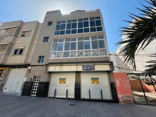 Edifici  De canarias. Edificio en venta en avenida de canarias, vecindario