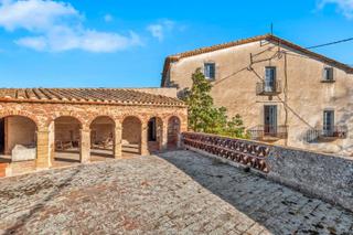 Casa  Mercé rodoreda i gurgui s/n. romanyà de la selva. Masía y anexos en venta a reformar en romanyà de la selva, giron