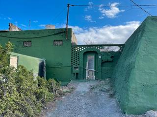 Casa  Lomo caraballo. Finca rústica en venta con casa en ruinas en telde, gran canaria