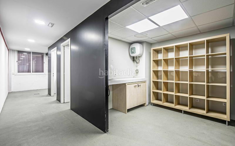 Foto 254b2de1-bd33-480d-949e-d1d95a21ddb7. Oficina a sant elies 40 a Sant Gervasi - Galvany Barcelona