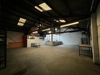 Oficina  Purissima concepcio. Nave para oficinas  coworking 628mts
