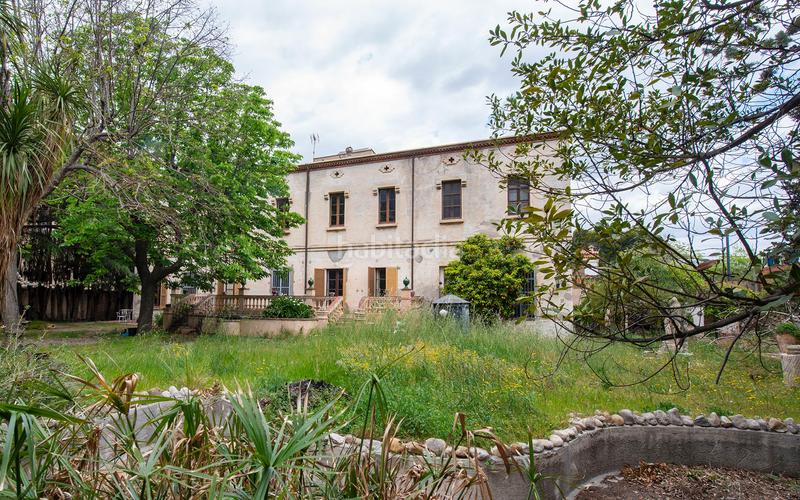 Foto dac91a59-e4a1-4337-b33b-f00f5038b34d. Casa antiguo monasterio con jardín centre en Carretera de Roses-Fossos Figueres