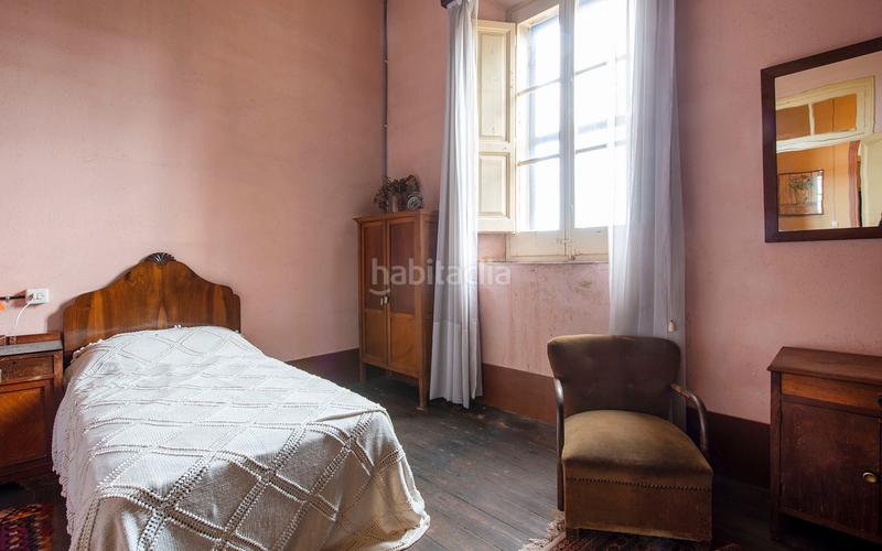 Foto f0713127-6752-422d-a980-8fc2b5c8b34f. Casa antiguo monasterio con jardín centre en Carretera de Roses-Fossos Figueres