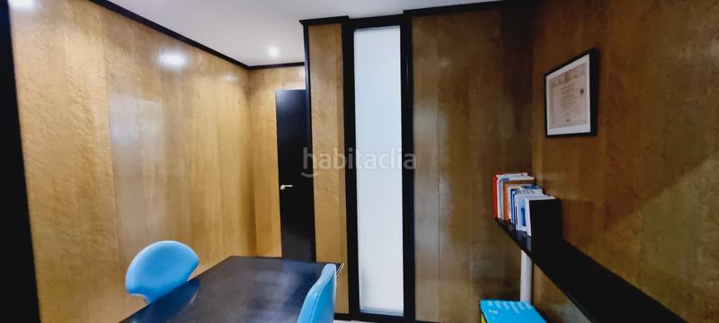 Foto 29fa8510-eea7-4124-935a-157c85e151e8. Oficina a Sant Antoni Barcelona