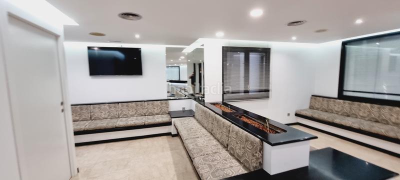 Foto 3373e149-fa90-430f-8403-9444eef28150. Oficina a Sant Antoni Barcelona