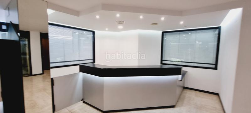 Foto 9ae917f2-2549-47c0-a302-03c2e998efdd. Oficina a Sant Antoni Barcelona