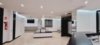 Bureau  Rocafort. Oficinas en venta reformadas en sant antoni, barcelona