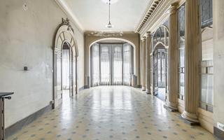 Casa  Rabal santa anna. Edificio emblemático en reus arquitectura centenaria con infinit