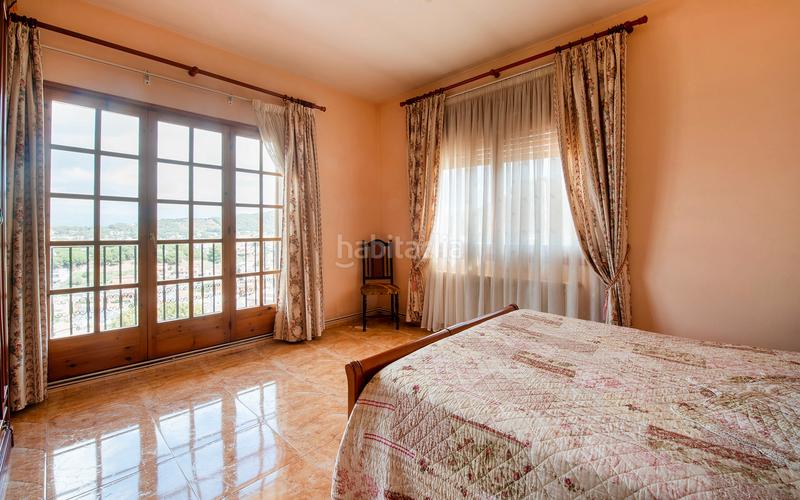 Foto 10fc9ecd-3546-4f41-baac-14410d4ed949. Haus mit heizung parking in Sant Fost de Campsentelles