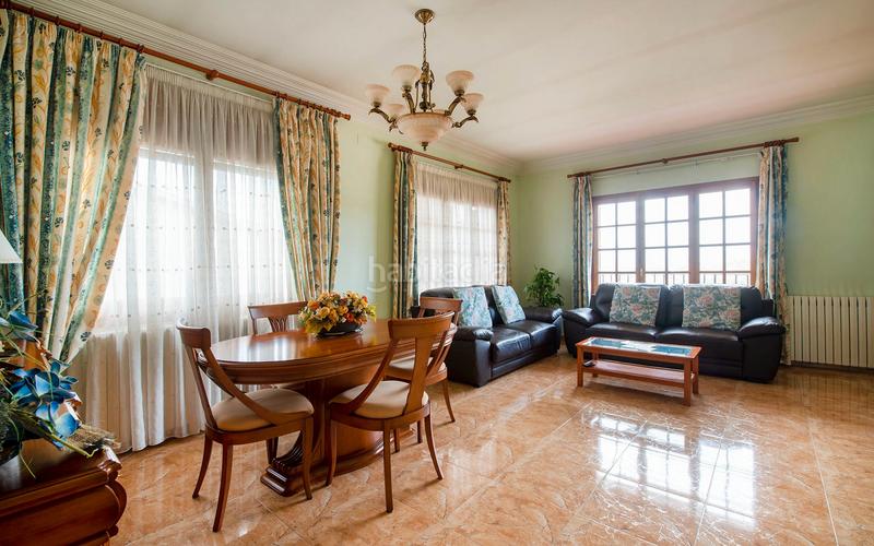 Foto 1a1b3f9c-e3cb-4e68-8069-98458c906571. Haus mit heizung parking in Sant Fost de Campsentelles