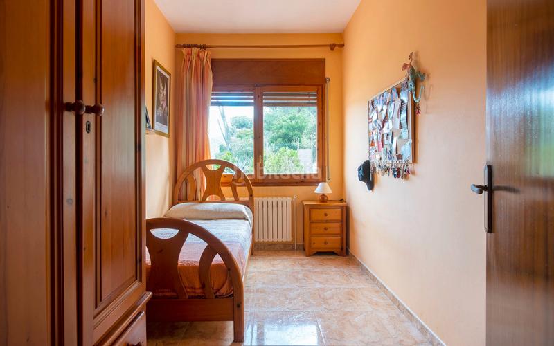 Foto 285e68dc-944e-4137-9a12-69c27486d94c. Haus mit heizung parking in Sant Fost de Campsentelles