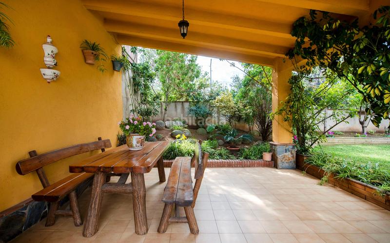 Foto 374342df-f875-4f5c-814b-bdfd5a47a64d. Haus mit heizung parking in Sant Fost de Campsentelles