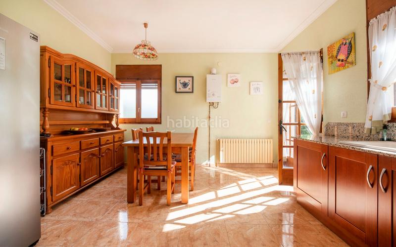 Foto 78e91738-16f7-4d19-8adf-6a2613b65e82. Haus mit heizung parking in Sant Fost de Campsentelles