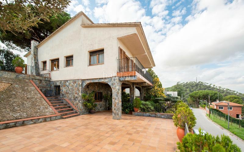 Foto c9cf2d1e-b667-466b-ae10-c409922a1502. Haus mit heizung parking in Sant Fost de Campsentelles