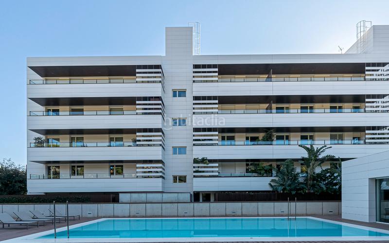 Foto 590639ad-0d9a-4566-8747-fddd491b7e0d. Pis amb calefacció aparcament piscina a Sarrià Barcelona