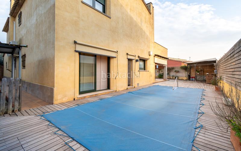 Foto 5b898b72-42fa-49b3-9fae-f05847e65147. Casa con riscaldamento parcheggio piscina in Bisbal d´Empordà (La)