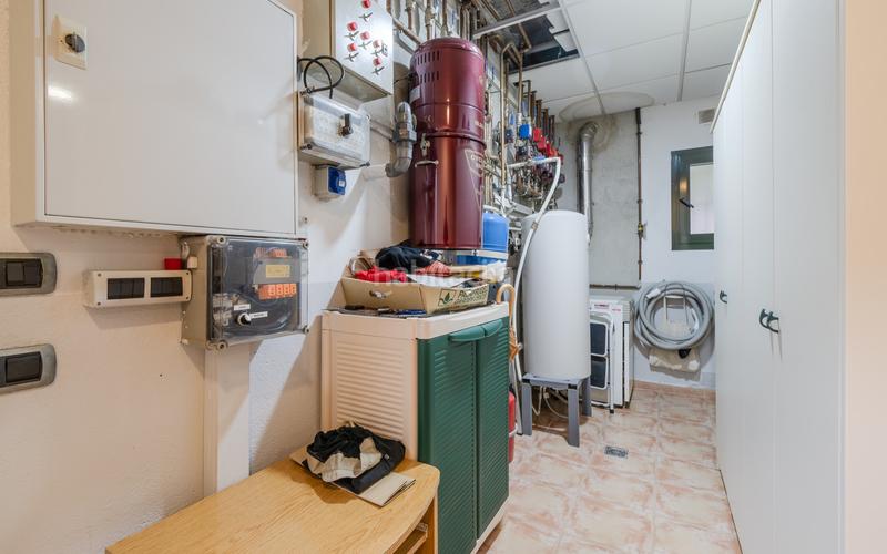 Foto 713fc0b9-b6a5-4a77-982e-a46a907bdfe9. Casa con riscaldamento parcheggio piscina in Bisbal d´Empordà (La)