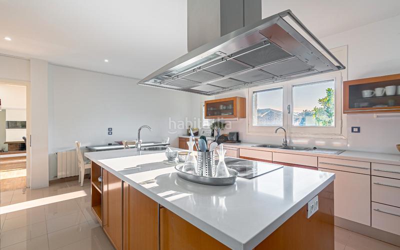 Foto 79864fd6-6670-4dc9-bad9-b1a1d9a3a32f. Casa amb calefacció aparcament piscina a Golf-Can Trabal Sant Cugat del Vallès