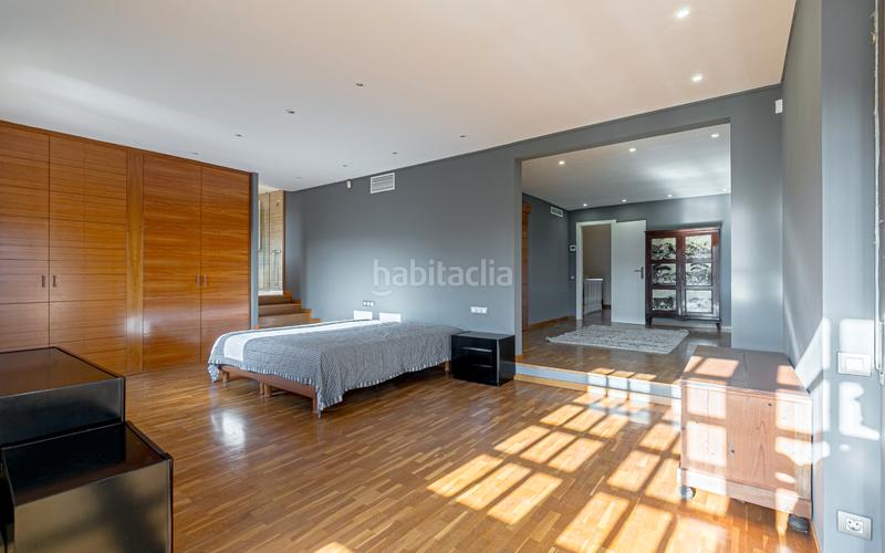 Foto 897cc7c8-dec4-4891-b847-8d713bf9cb50. Casa amb calefacció aparcament piscina a Golf-Can Trabal Sant Cugat del Vallès