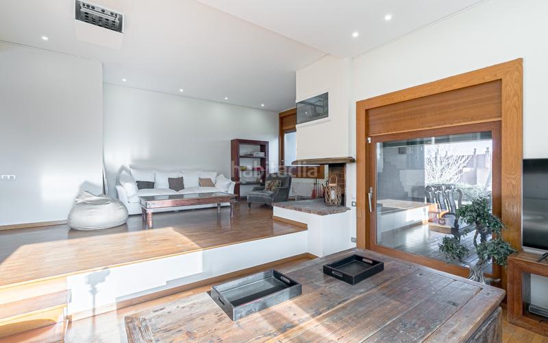 Foto 8abd4e22-e637-4e09-914b-37bd1f1fe358. Casa amb calefacció aparcament piscina a Golf-Can Trabal Sant Cugat del Vallès