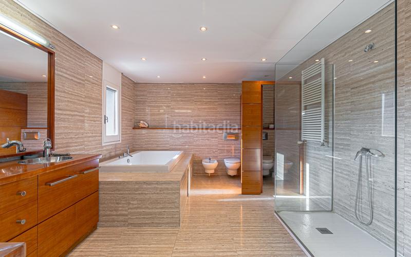 Foto ca8ee71f-82fd-4295-8d4a-7f793d96be41. Casa amb calefacció aparcament piscina a Golf-Can Trabal Sant Cugat del Vallès