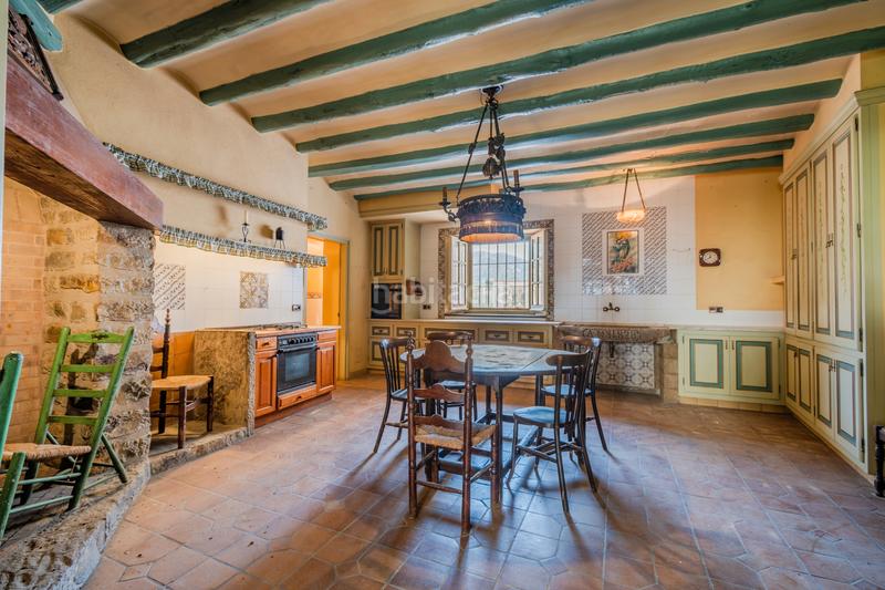 Foto a2f79b6f-e57d-44cd-a63d-3d2617b2a281. Mas avec chauffage parking piscine dans Nord Roses