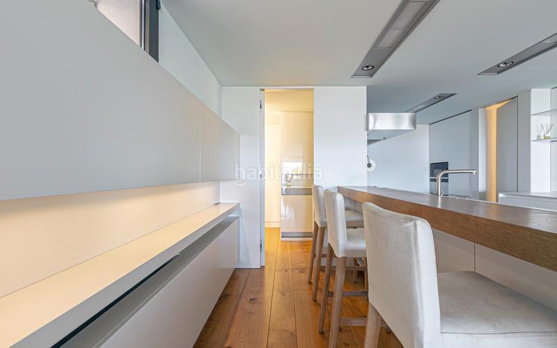 Foto d079f148-70e7-4fe2-a76e-0ee2dba9e138. Casa con riscaldamento parcheggio in Sant Genís dels Agudells Barcelona